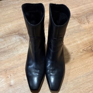 Leather kitten heel booties